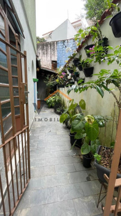 Imagem Casa com 4 Quartos à Venda, 100 m² em Vila Jacuí - São Paulo Imagem Casa com 4 Quartos à Venda, 100 m² em Vila Jacuí - São Paulo