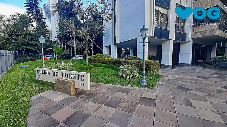 Imagem Imóvel com 3 Quartos à Venda, 257 m² em Petrópolis - Porto Alegre