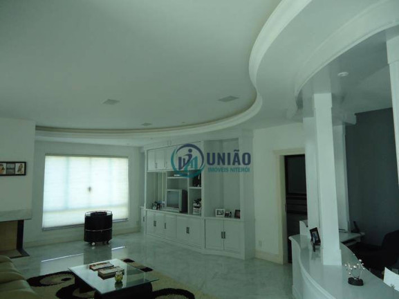 Imagem Casa com 4 Quartos à Venda, 2.200 m² em Camboinhas - Niterói