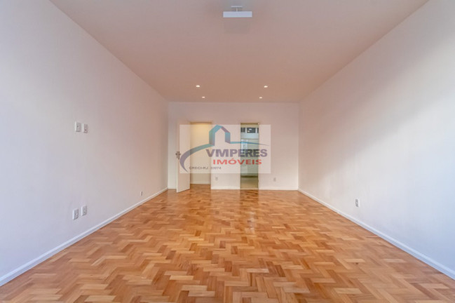 Imagem Apartamento com 4 Quartos à Venda, 330 m² em Copacabana - Rio De Janeiro Imagem Apartamento com 4 Quartos à Venda, 330 m² em Copacabana - Rio De Janeiro