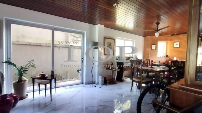 Imagem Casa com 3 Quartos à Venda, 287 m² em Enseada - Guarujá Imagem Casa com 3 Quartos à Venda, 287 m² em Enseada - Guarujá