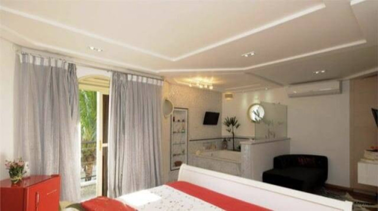 Imagem Casa com 3 Quartos à Venda, 305 m² em Vila Carrão - São Paulo