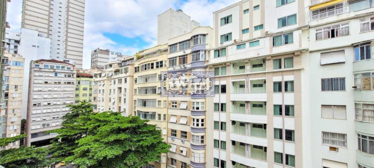 Imagem Apartamento com 3 Quartos à Venda, 128 m² em Leme - Rio De Janeiro Imagem Apartamento com 3 Quartos à Venda, 128 m² em Leme - Rio De Janeiro