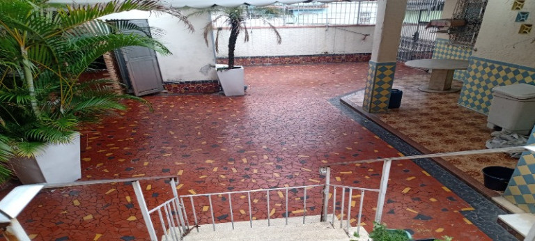Imagem Casa com 4 Quartos à Venda, 170 m² em Méier - Rio De Janeiro Imagem Casa com 4 Quartos à Venda, 170 m² em Méier - Rio De Janeiro