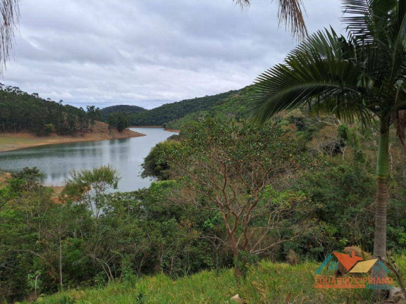 Chácara com 2 Quartos à Venda, 100 m² em Zona Rural - Paraibuna