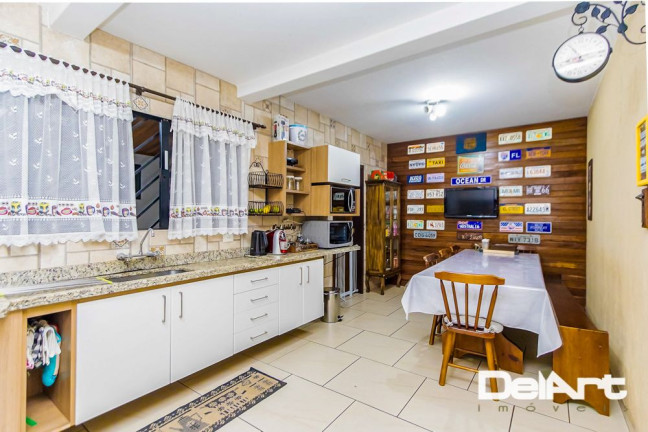 Imagem Sobrado com 3 Quartos à Venda, 232 m² em Capão Da Imbuia - Curitiba Imagem Sobrado com 3 Quartos à Venda, 232 m² em Capão Da Imbuia - Curitiba