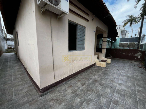 Imagem Casa com 3 Quartos à Venda, 250 m² em Canto - Florianópolis Imagem Casa com 3 Quartos à Venda, 250 m² em Canto - Florianópolis