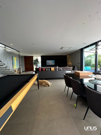 Imagem Casa de Condomínio com 3 Quartos à Venda, 510 m² em Cacupé - Florianópolis