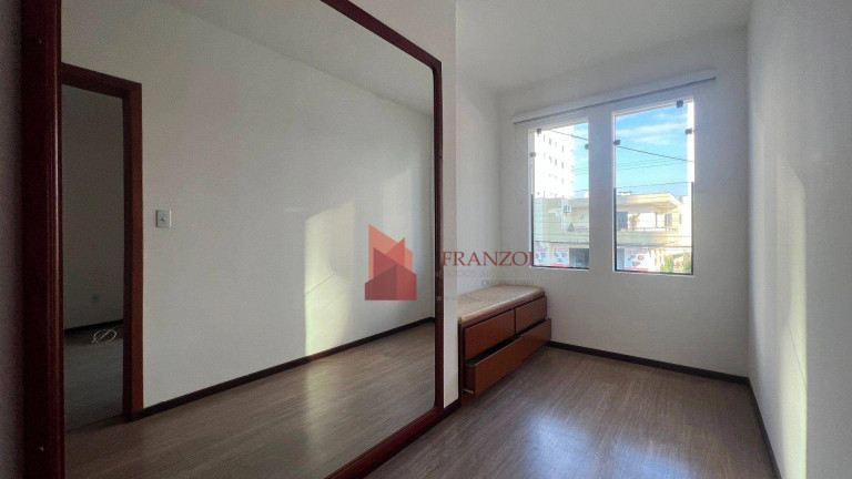 Imagem Sobrado com 3 Quartos à Venda, 450 m² em Vila Operária - Itajaí Imagem Sobrado com 3 Quartos à Venda, 450 m² em Vila Operária - Itajaí