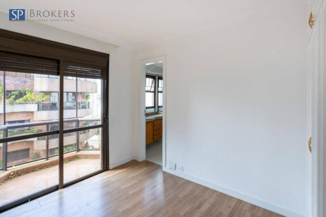 Imagem Imóvel com 5 Quartos à Venda, 592 m² em Vila Andrade - São Paulo Imagem Imóvel com 5 Quartos à Venda, 592 m² em Vila Andrade - São Paulo
