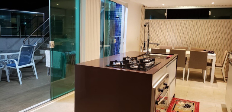 Imagem Casa com 4 Quartos à Venda, 240 m² em Camboinhas - Niterói Imagem Casa com 4 Quartos à Venda, 240 m² em Camboinhas - Niterói