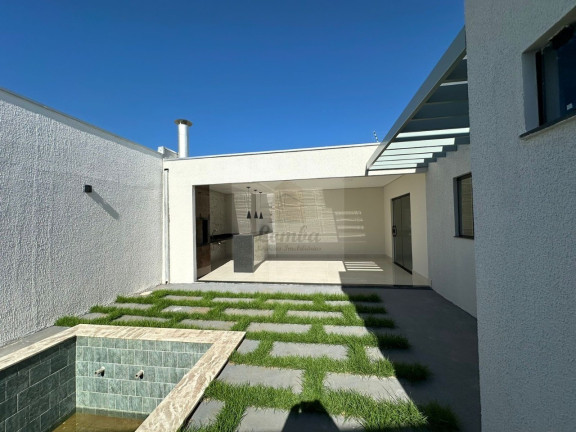 Imagem Casa com 3 Quartos à Venda, 189 m² em Jardim Califórnia - Cuiabá Imagem Casa com 3 Quartos à Venda, 189 m² em Jardim Califórnia - Cuiabá