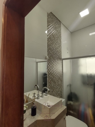 Imagem Casa com 4 Quartos à Venda, 172 m² em Cajuru Do Sul - Sorocaba