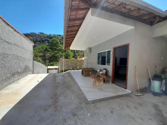 Imagem Casa com 3 Quartos à Venda, 320 m² em Albuquerque - Teresópolis Imagem Casa com 3 Quartos à Venda, 320 m² em Albuquerque - Teresópolis