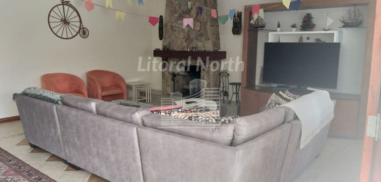 Imagem Casa com 4 Quartos à Venda, 351 m² em Taquaras - Balneário Camboriú Imagem Casa com 4 Quartos à Venda, 351 m² em Taquaras - Balneário Camboriú