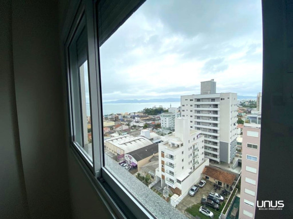 Imagem Apartamento com 3 Quartos à Venda, 90 m² em Barreiros - São José