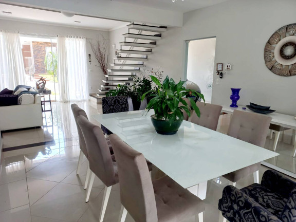 Imagem Casa com 3 Quartos à Venda, 300 m² em Artur Nogueira Imagem Casa com 3 Quartos à Venda, 300 m² em Artur Nogueira
