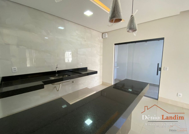 Imagem Casa com 3 Quartos à Venda, 125 m² em Ibituruna - Montes Claros