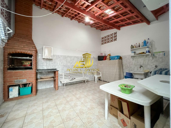 Imagem Casa com 2 Quartos à Venda, 71 m² em Canto Do Forte - Praia Grande