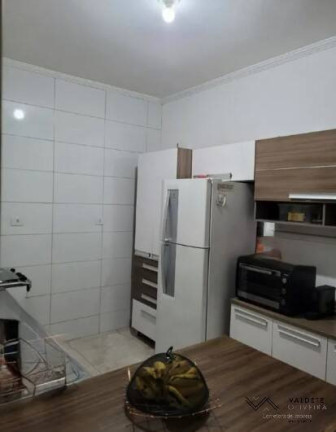 Imagem Casa de Condomínio com 2 Quartos à Venda, 74 m² em Jardim Imperial - São José Dos Campos