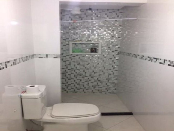 Imagem Casa com 4 Quartos à Venda, 260 m² em Jardim Das Margaridas - Salvador Imagem Casa com 4 Quartos à Venda, 260 m² em Jardim Das Margaridas - Salvador