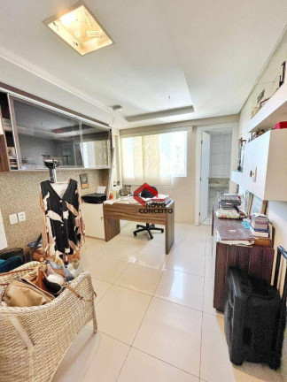 Imagem Imóvel com 3 Quartos à Venda, 256 m² em Meireles - Fortaleza