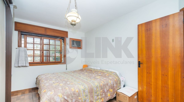 Imagem Casa com 5 Quartos à Venda, 268 m² em Higienópolis - Porto Alegre Imagem Casa com 5 Quartos à Venda, 268 m² em Higienópolis - Porto Alegre