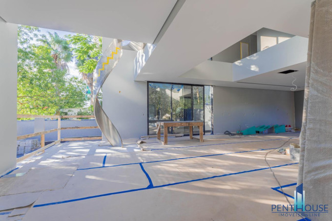 Imagem Casa com 4 Quartos à Venda, 525 m² em Praia Do Estaleiro - Balneário Camboriú Imagem Casa com 4 Quartos à Venda, 525 m² em Praia Do Estaleiro - Balneário Camboriú