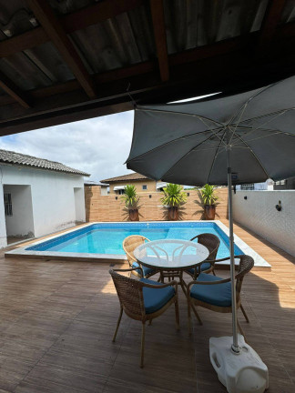 Imagem Casa de Condomínio com 4 Quartos à Venda, 300 m² em Buraquinho - Lauro De Freitas