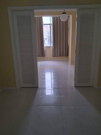 Imagem Apartamento com 1 Quarto à Venda, 40 m² em Copacabana - Rio De Janeiro Imagem Apartamento com 1 Quarto à Venda, 40 m² em Copacabana - Rio De Janeiro