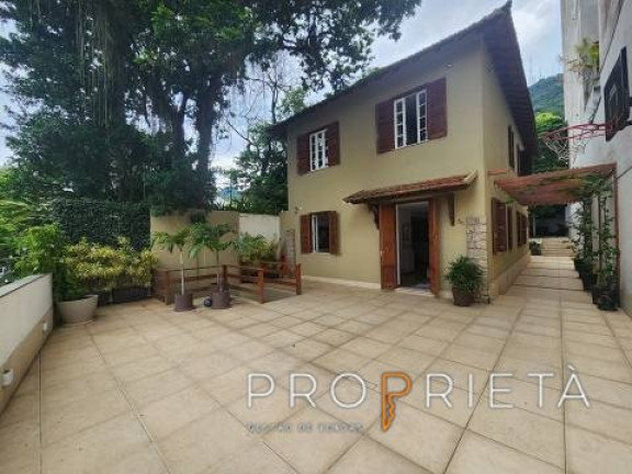 Casa com 6 Quartos à Venda, 550 m² em Jardim Botanico - Rio De Janeiro