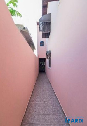 Imagem Sobrado com 4 Quartos à Venda, 275 m² em Jardim Marek - Santo André Imagem Sobrado com 4 Quartos à Venda, 275 m² em Jardim Marek - Santo André