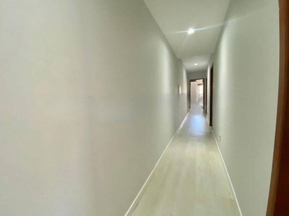 Imagem Casa com 4 Quartos à Venda, 233 m² em Menino Deus - Porto Alegre Imagem Casa com 4 Quartos à Venda, 233 m² em Menino Deus - Porto Alegre