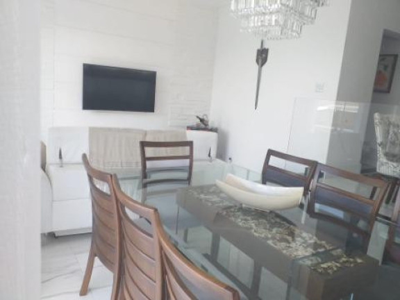 Imagem Sobrado com 6 Quartos à Venda, 320 m² em Arujá Country Club - Arujá