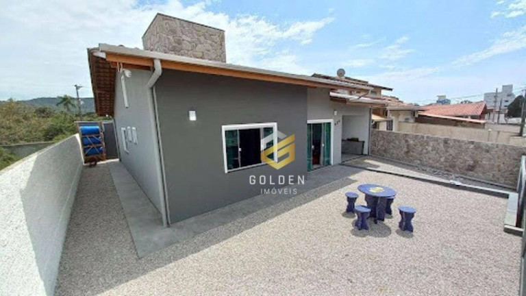 Imagem Casa com 3 Quartos à Venda, 105 m² em Bombas - Bombinhas Imagem Casa com 3 Quartos à Venda, 105 m² em Bombas - Bombinhas