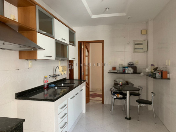 Imagem Apartamento com 3 Quartos à Venda, 182 m² em Copacabana - Rio De Janeiro Imagem Apartamento com 3 Quartos à Venda, 182 m² em Copacabana - Rio De Janeiro