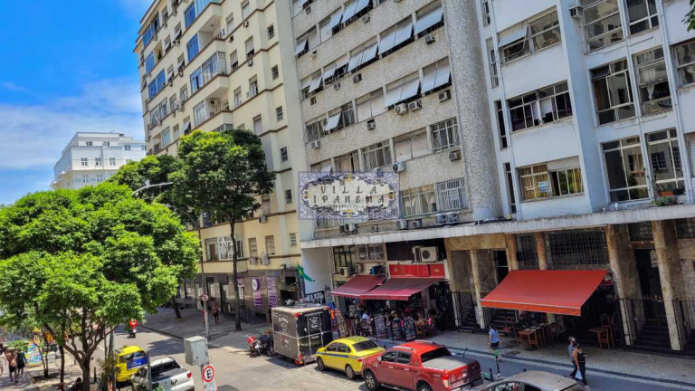 Imagem Apartamento com 3 Quartos à Venda, 156 m² em Copacabana - Rio De Janeiro Imagem Apartamento com 3 Quartos à Venda, 156 m² em Copacabana - Rio De Janeiro