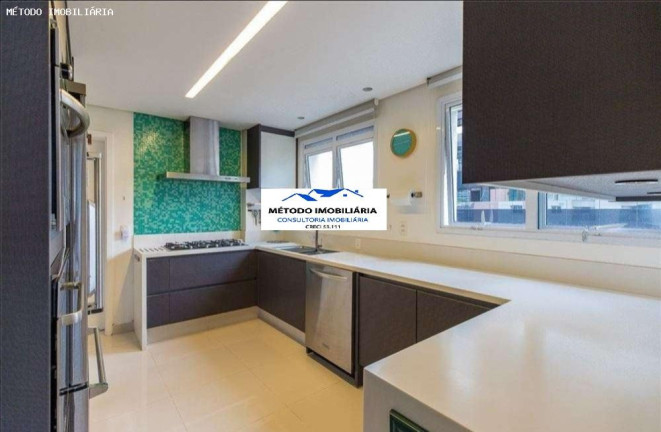Imagem Imóvel com 3 Quartos à Venda, 201 m² em Itaim Bibi - São Paulo Imagem Imóvel com 3 Quartos à Venda, 201 m² em Itaim Bibi - São Paulo