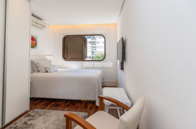 Imagem Apartamento com 3 Quartos à Venda, 120 m² em Moema - São Paulo