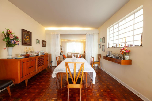 Imagem Casa com 4 Quartos à Venda, 280 m² em Pacaembu - São Paulo Imagem Casa com 4 Quartos à Venda, 280 m² em Pacaembu - São Paulo