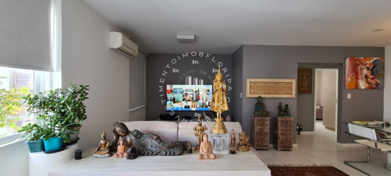 Apartamento com 3 Quartos à Venda, 93 m² em Centro - Florianópolis