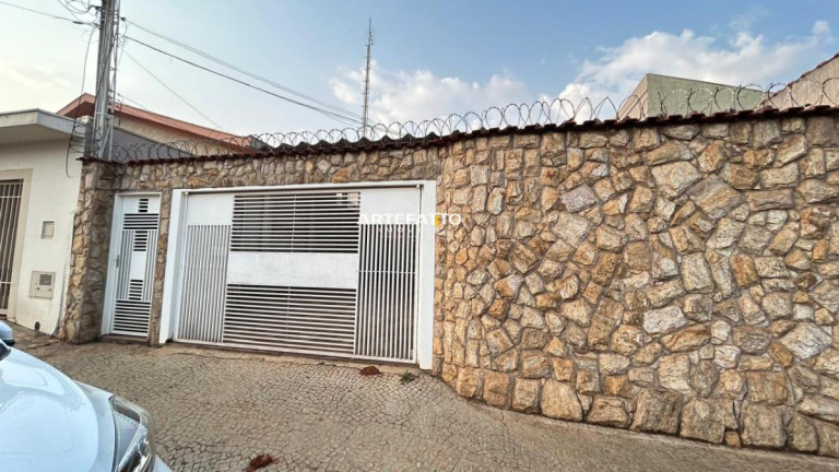 Imagem Casa com 3 Quartos à Venda, 360 m² Imagem Casa com 3 Quartos à Venda, 360 m²