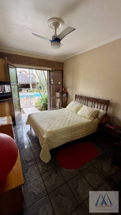 Imagem Casa com 4 Quartos à Venda, 380 m² em Centro - Mogi Das Cruzes Imagem Casa com 4 Quartos à Venda, 380 m² em Centro - Mogi Das Cruzes