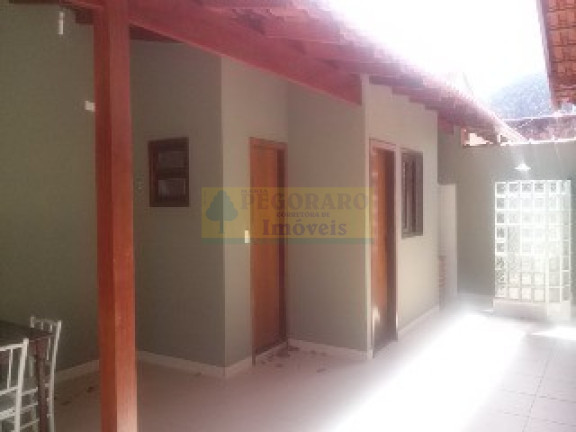 Imagem Casa com 3 Quartos à Venda, em Sumare - Caraguatatuba Imagem Casa com 3 Quartos à Venda, em Sumare - Caraguatatuba
