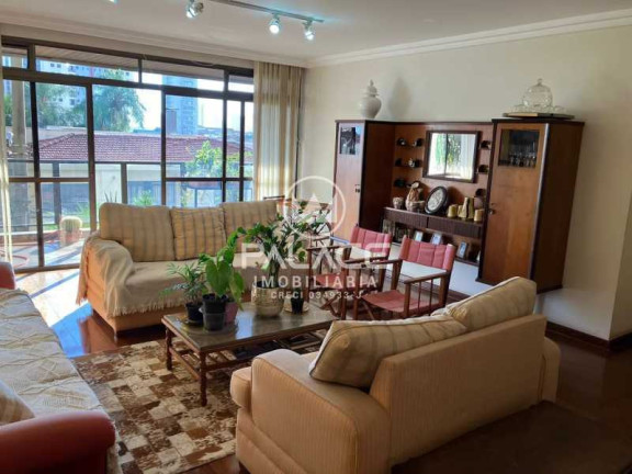 Apartamento com 4 Quartos à Venda, 250 m² em Centro - Piracicaba