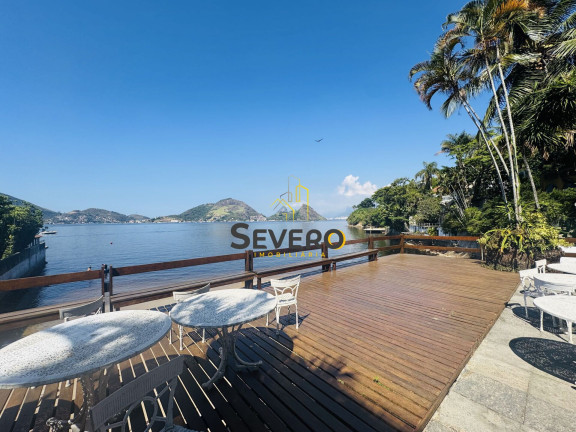 Imagem Casa com 3 Quartos à Venda, 451 m² em São Francisco - Niterói Imagem Casa com 3 Quartos à Venda, 451 m² em São Francisco - Niterói