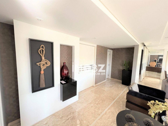 Imagem Imóvel com 5 Quartos à Venda, 260 m² em Vila Andrade - São Paulo Imagem Imóvel com 5 Quartos à Venda, 260 m² em Vila Andrade - São Paulo