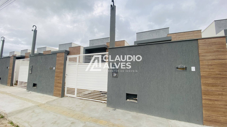 Imagem Casa com 3 Quartos à Venda, 70 m² em Sim - Feira De Santana Imagem Casa com 3 Quartos à Venda, 70 m² em Sim - Feira De Santana