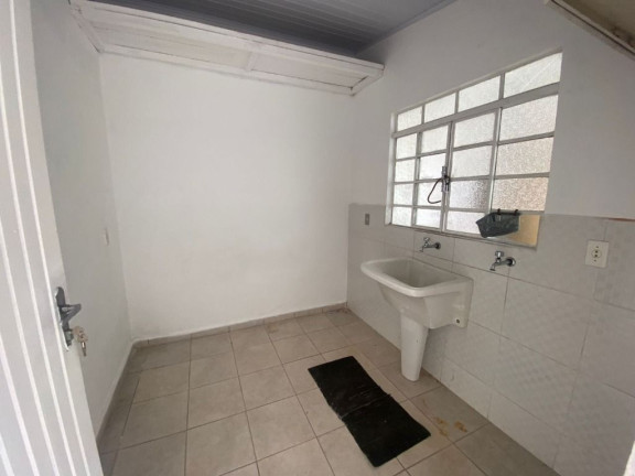 Imagem Casa com 2 Quartos à Venda, 70 m² em Centro - Suzano Imagem Casa com 2 Quartos à Venda, 70 m² em Centro - Suzano