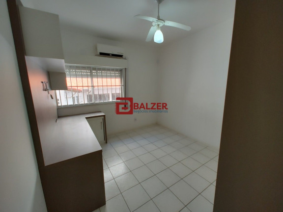 Imagem Apartamento com 3 Quartos à Venda, 122 m² em Centro - Florianópolis Imagem Apartamento com 3 Quartos à Venda, 122 m² em Centro - Florianópolis